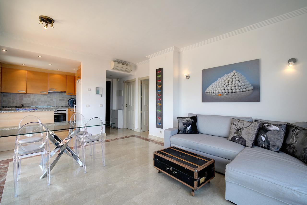 Ferienwohnung Jardines De Nueva Galera Cozy Penthouse Estepona Exterior foto